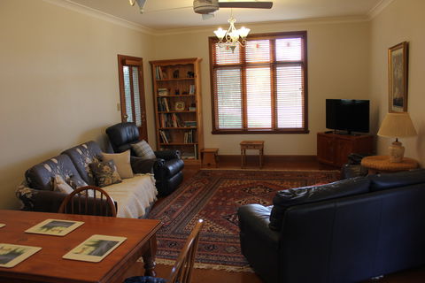 Tilga Guest Stay - Holiday Cairns 8