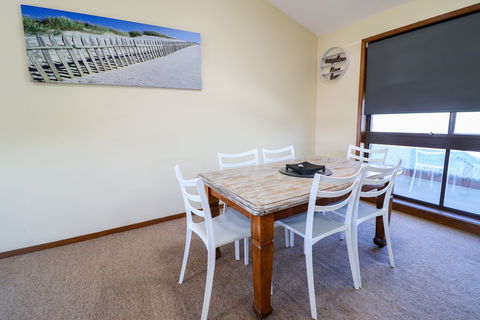 Anglers Abode - Holiday Cairns 2