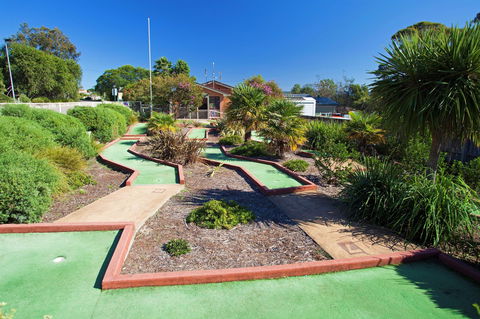 Holiday Haven Ulladulla Headland - Holiday Cairns 1