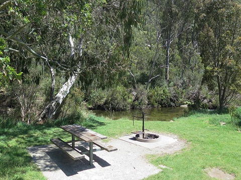 Ngarigo Campground - Holiday Cairns 1