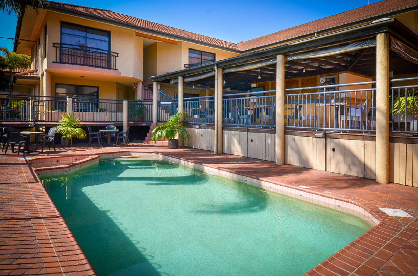 Hamilton QLD Holiday Cairns