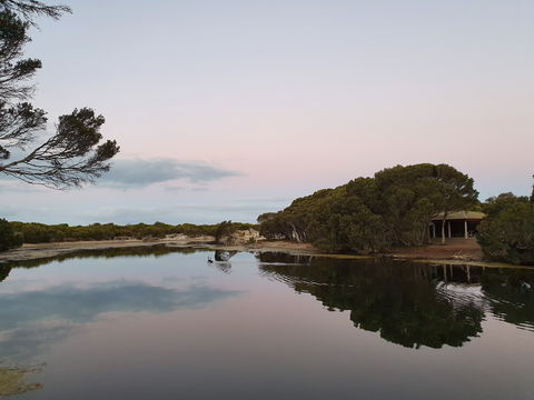 Antechamber Bay North Campground - Holiday Cairns 0