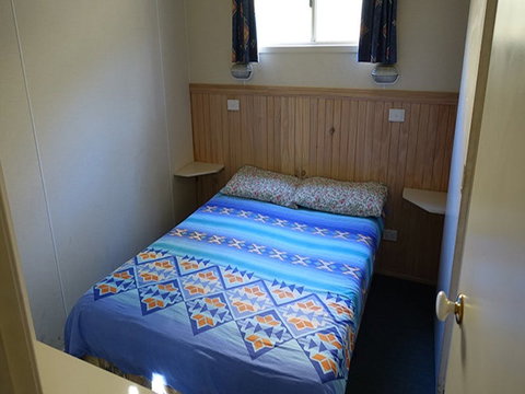 Grove Creek Cabins - Holiday Cairns 2