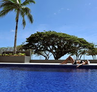 Holiday Inn Cairns Harbourside - Holiday Cairns