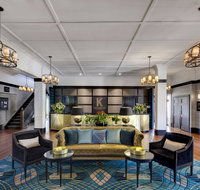 Hotel Kurrajong Canberra - Holiday Cairns