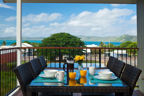 Island Villas And Apartments - Holiday Cairns 1