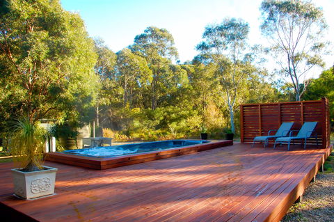 Long Weekend Retreat - Holiday Cairns 0