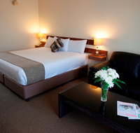 Longreach Motor Inn - Holiday Cairns