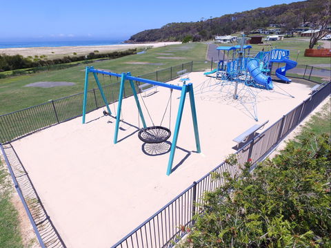 Merry Beach Caravan Park - Holiday Cairns 2