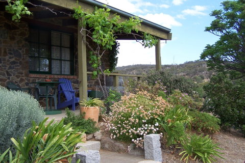 Nuggetty Cottage - Holiday Cairns 0