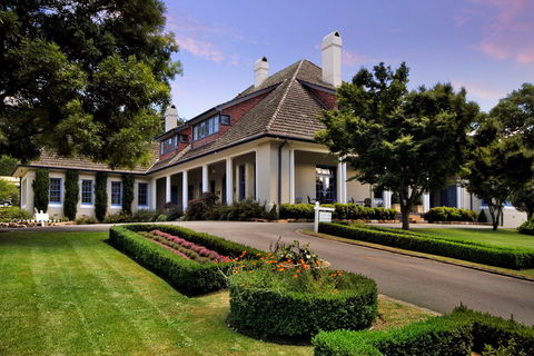 Peppers Manor House - Holiday Cairns 0