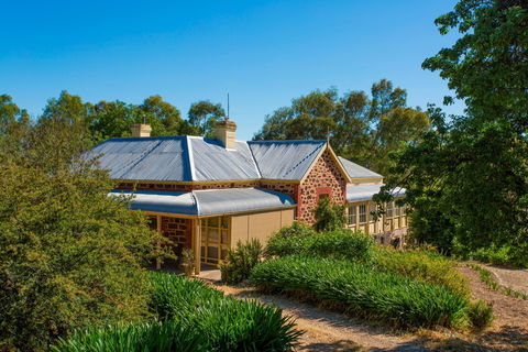 Red Gum Retreat - Holiday Cairns 0