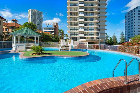 ULTIQA Beach Haven On Broadbeach - Holiday Cairns 0