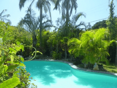 Tallow Beach Motel - Holiday Cairns