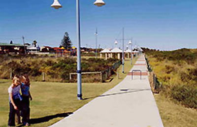 A Beachfront Villa Rockingham - Holiday Cairns 5
