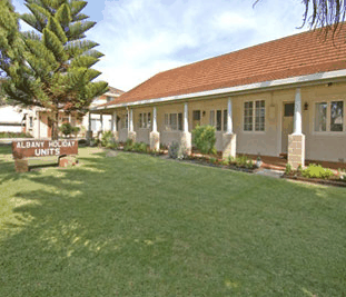 Albany Holiday Units - Holiday Cairns