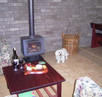 Caves Road Chalets - Holiday Cairns