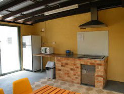Bega Caravan Park - Holiday Cairns 3