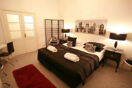 Brackson House Quality Accommodation - Holiday Cairns 3