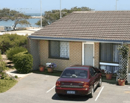 Port Denison Holiday Units - Holiday Cairns