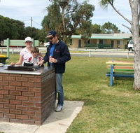 Jurien Beachfront Holiday Units - Holiday Cairns