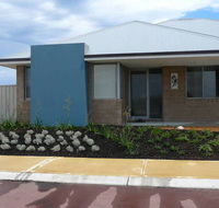 Parakeet Retreat - Holiday Cairns