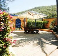 Blueys by the Beach Motel - Holiday Cairns