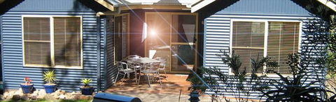 Bawley Point Bungalows - Holiday Cairns 6