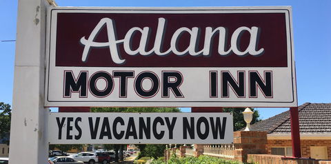 Aalana Motor Inn - Holiday Cairns 0