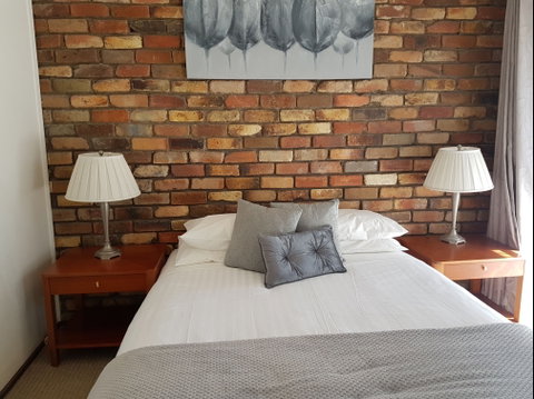 Centennial Terrace Apartments - Holiday Cairns 2