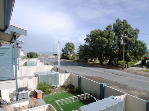 Century 21 Southcoast: Casa Do Sol Poente - Holiday Cairns 0