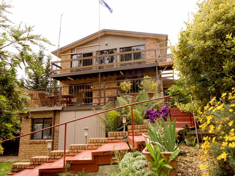 Chisholm Heights CBD Accommodation - Holiday Cairns 1