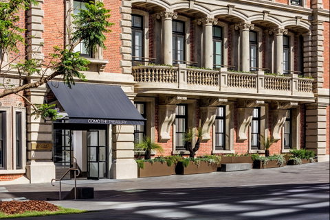 COMO The Treasury - Holiday Cairns 0