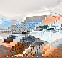 Culburra Beach House - Holiday Cairns