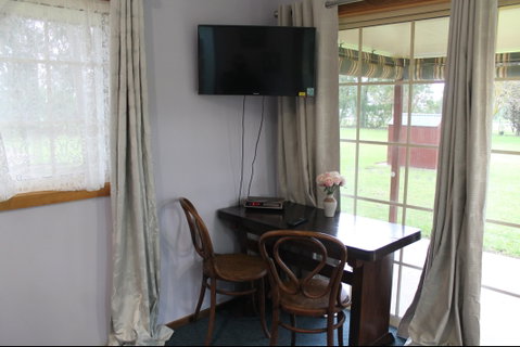 Factory Lane Bed & Breakfast - Holiday Cairns 2