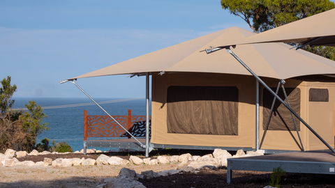 Kangaroo Island Seafront Holiday Park - Holiday Cairns 2