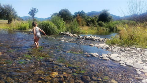Khancoban Lakeside Caravan Park - Holiday Cairns 1
