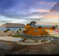 Majestic View Cottages - Holiday Cairns