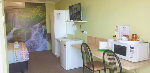 Mollymook Oceanview Motel - Holiday Cairns 1