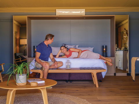 Olio Bello Lakeside Glamping - Holiday Cairns 0