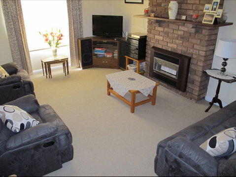 Pennell's Lysander Cottage - Holiday Cairns 2