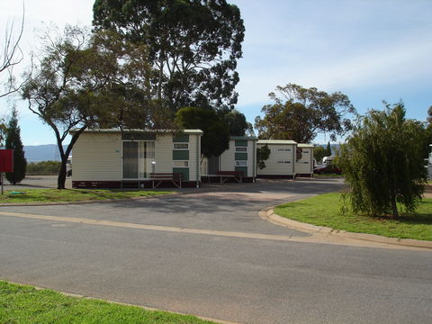 Port Pirie Beach Caravan Park - Holiday Cairns 1