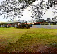 Rothbury Escape - Holiday Cairns