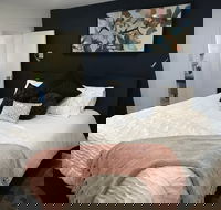 Adagio In Auburn - Holiday Cairns