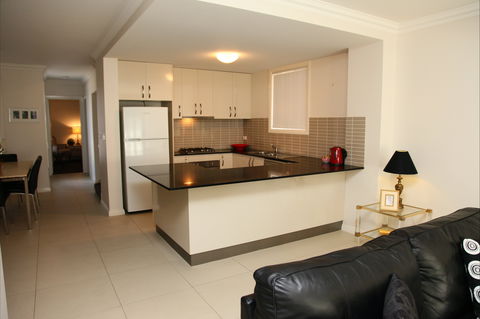 Apartments On-The-Park: Prince - Holiday Cairns 0