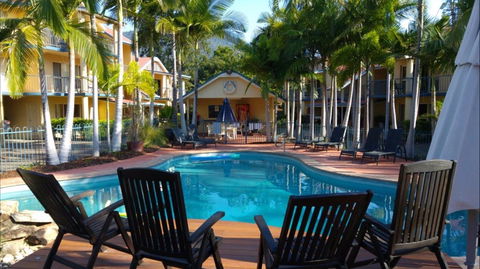 At Beach Court Holiday Villas - Holiday Cairns 0