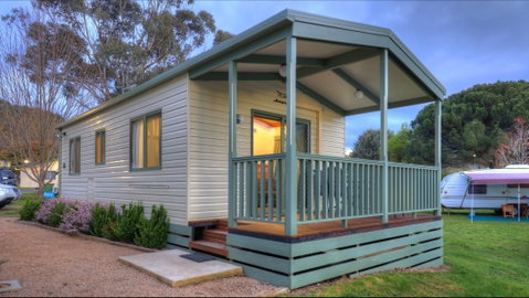 Beechworth Lake Sambell Caravan Park - Holiday Cairns 1