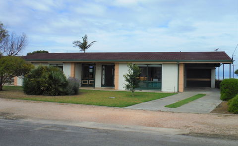 Blanche Place - Holiday Cairns 0