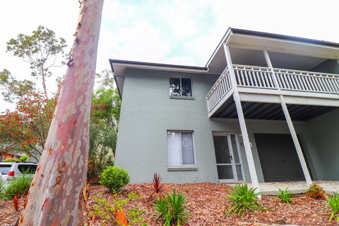 Blackbutt Family Loft Townhouse - Holiday Cairns 0