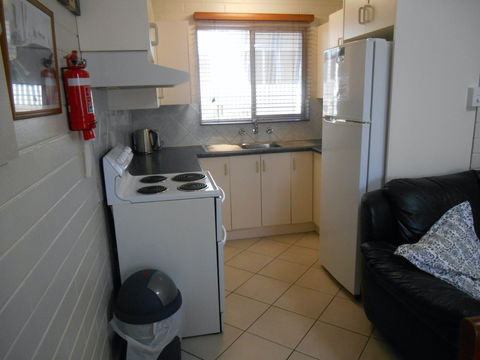 Clan Ranald Holiday Unit 2 - Holiday Cairns 1